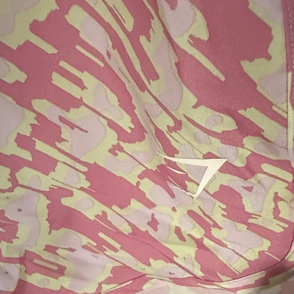 2/$15 Gymshark Pink and White Camo Women's Training Shorts XXL - Picture 3 of 5